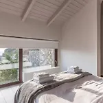 Βίλα Deluxe By White Hills Outdoor Hot Tub
