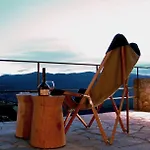 Deluxe By White Hills Outdoor Hot Tub Βίλα Αράχωβα