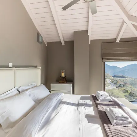 Deluxe By White Hills Outdoor Hot Tub Villa Arachova