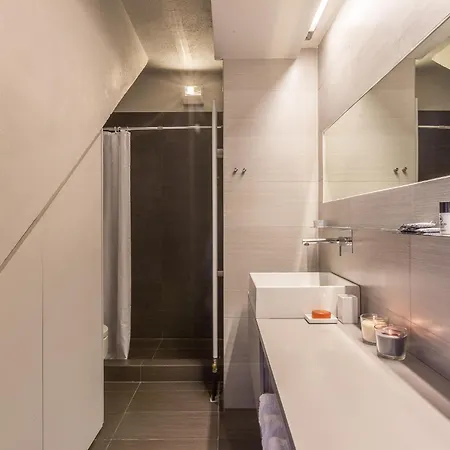 Deluxe By White Hills Outdoor Hot Tub *