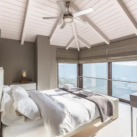 Deluxe By White Hills Outdoor Hot Tub Арахова