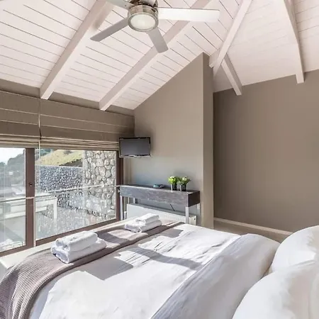 Deluxe By White Hills Outdoor Hot Tub Villa *